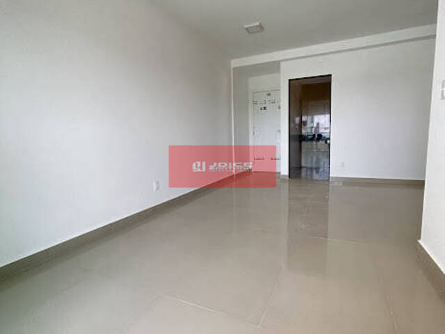 Apartamento para Locação em Mossoró - 3