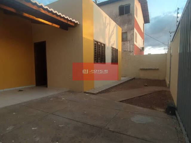 #676 - Casa para Venda em Mossoró - RN - 2